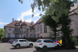 Lokal użytkowy 117m2 w budynku przy Szpitalu